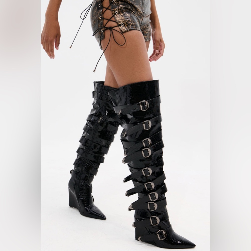 NWT Azalea Wang Black Strappy Women's Boots 10 - Picture 5 of 10